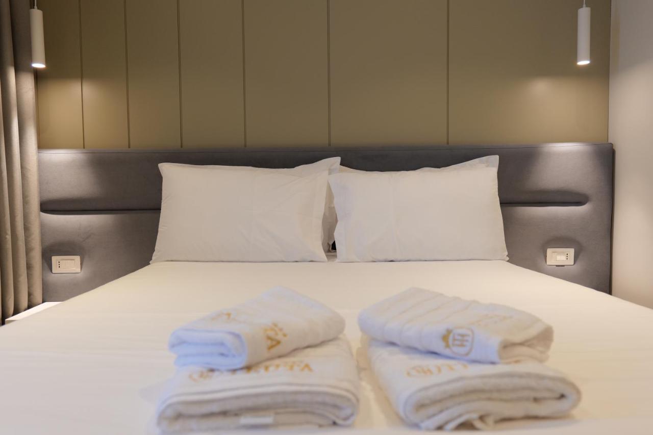 Teuta Hotel Sarande