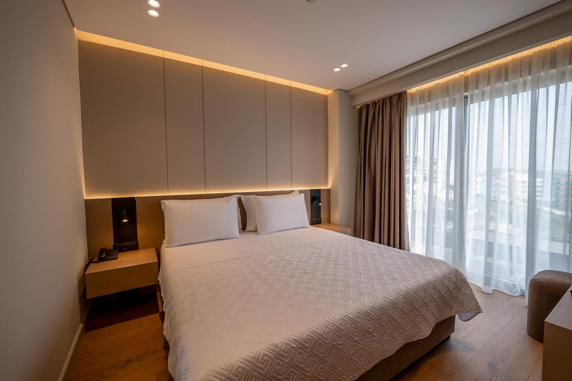 Teuta Hotel