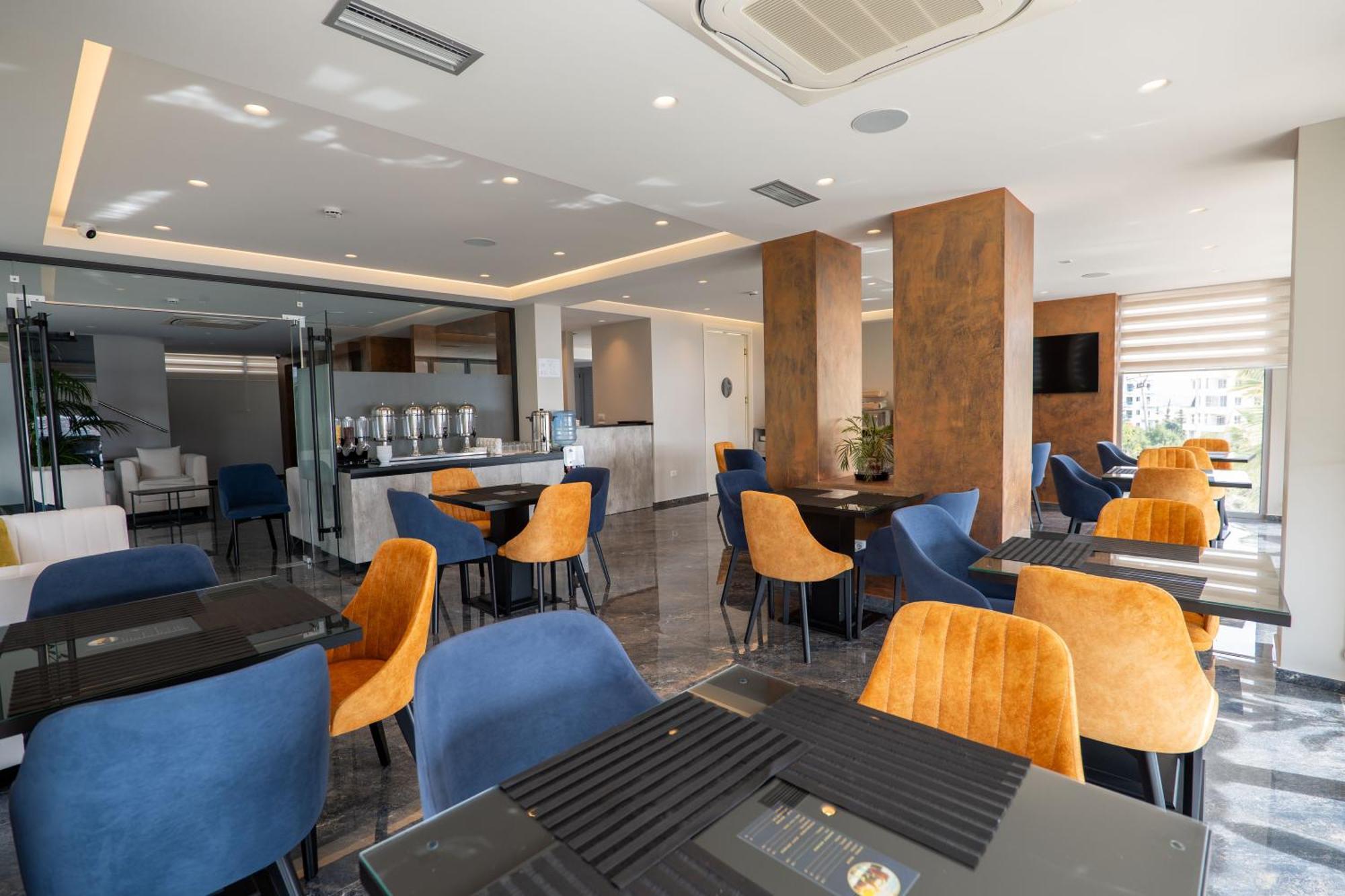 Hotel Teuta 4*