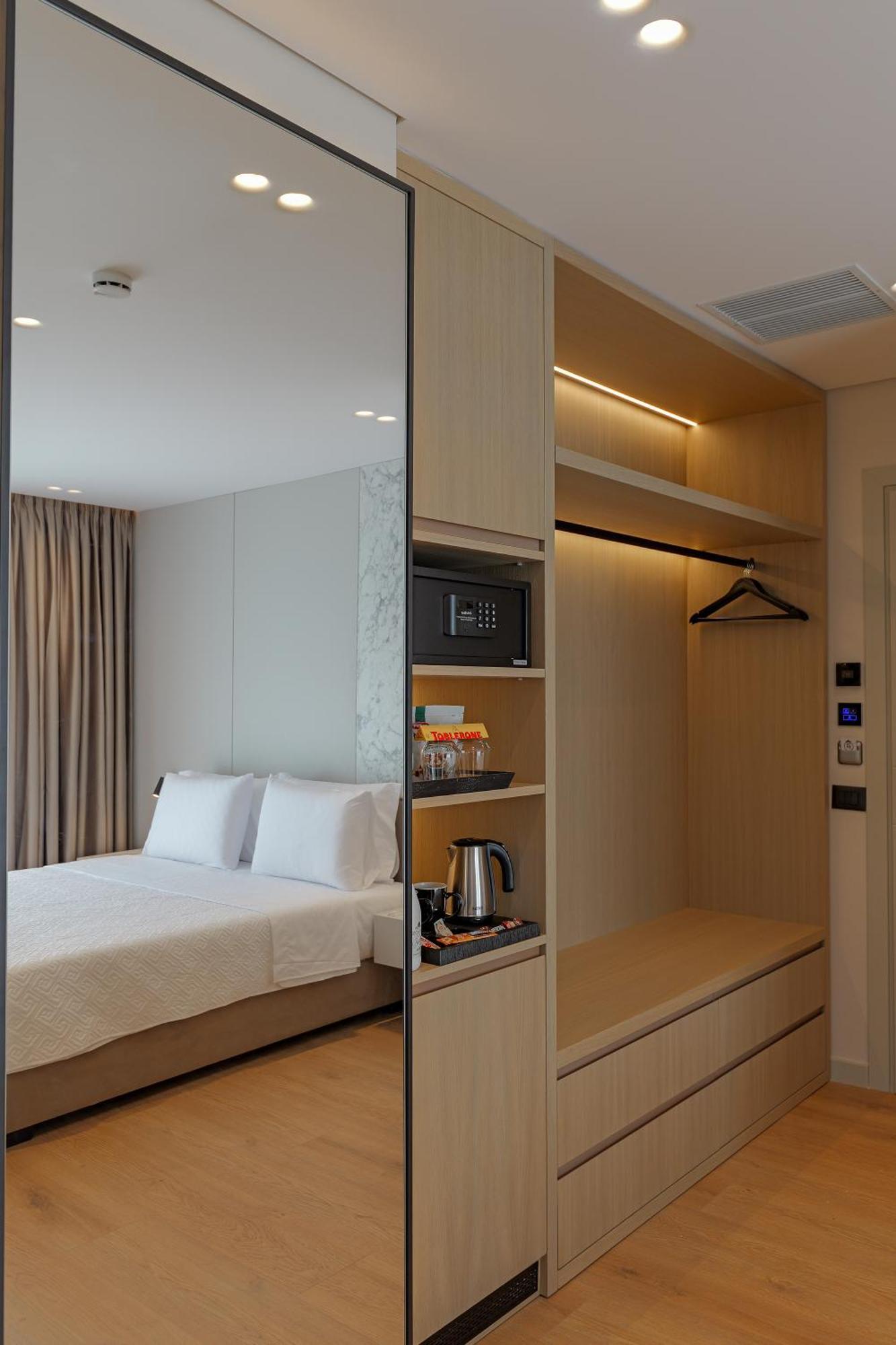 Teuta Hotel Sarande