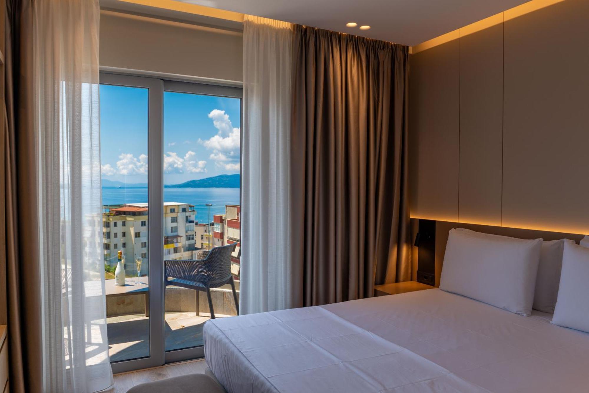 Hotel Teuta 4*